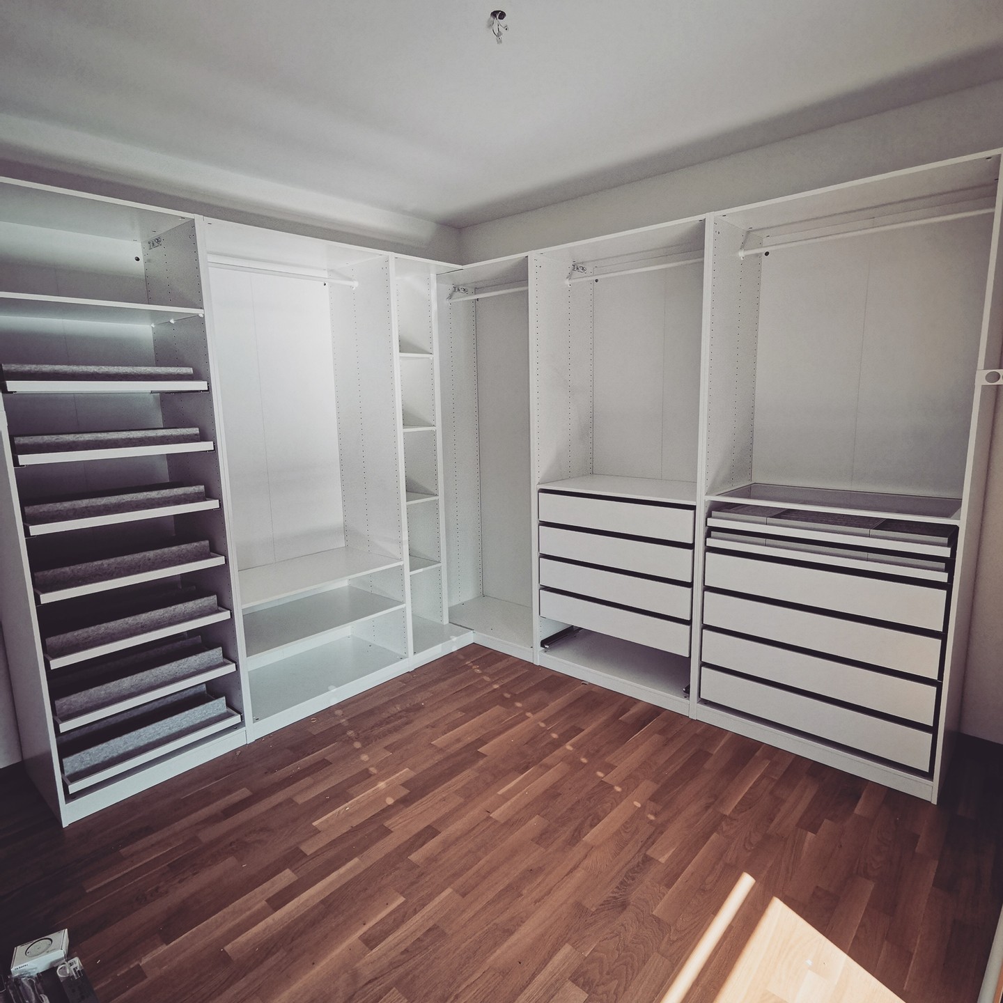 IKEA Schrank fertig montiert