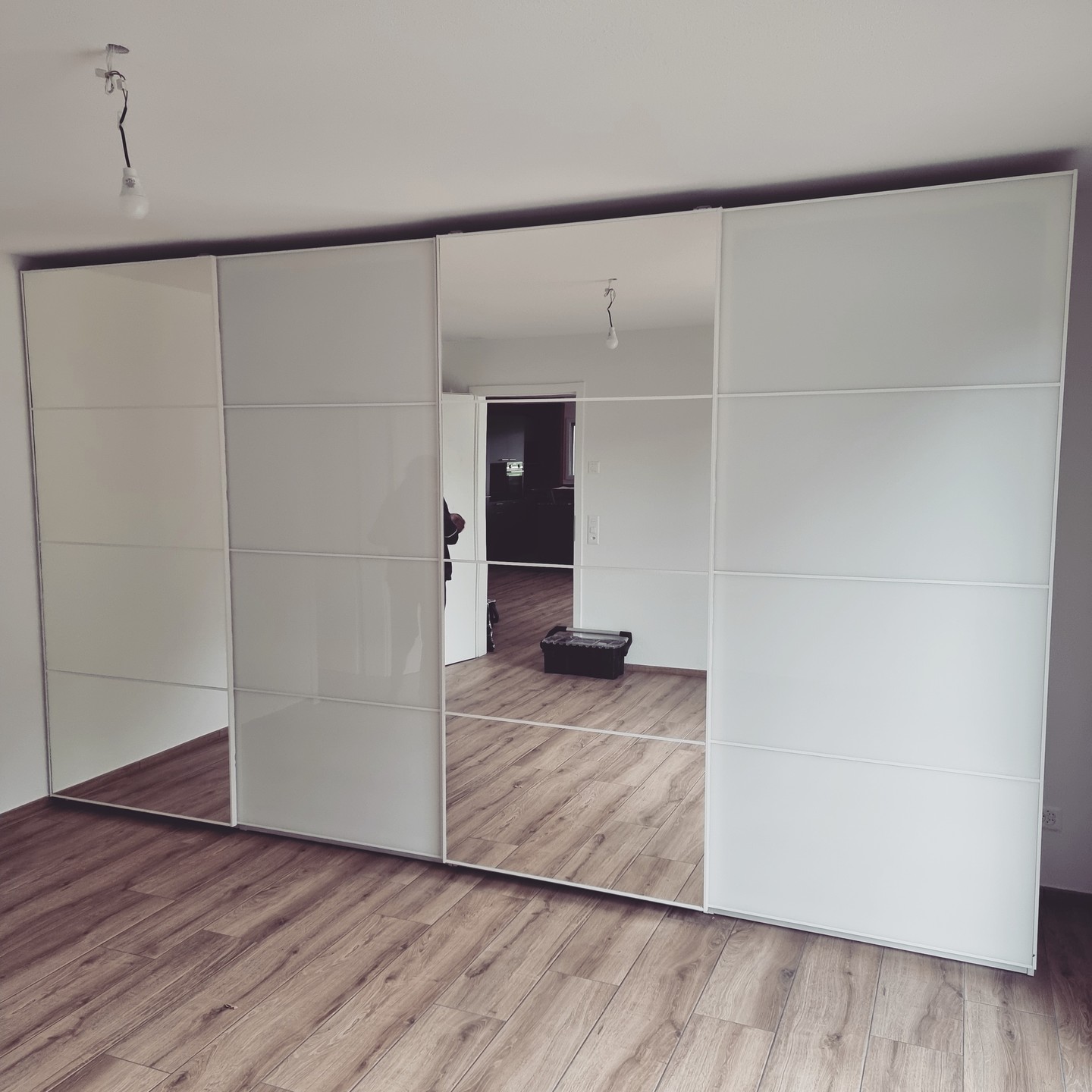IKEA Schrankmontage